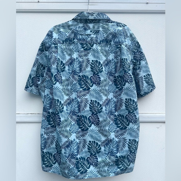 Duluth Trading Button Down Shirt Hawaiian Mens L Blue Relaxed Fit Resort Cotton - Picture 9 of 10